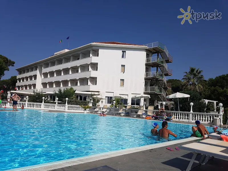 Фото отеля Domizia Palace Hotel 4* Neapole Itālija 