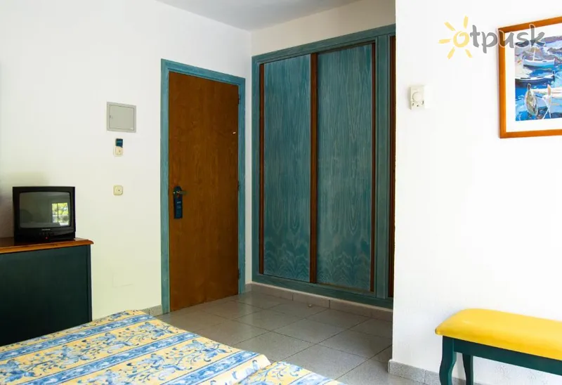 Фото отеля Es Pi 2 Hostal 2* Ibiza Ispanija kambariai