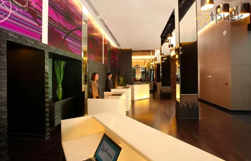 Фото отеля Radisson Suites Bangkok Sukhumvit 4* Bangkoka Taizeme vestibils un interjers