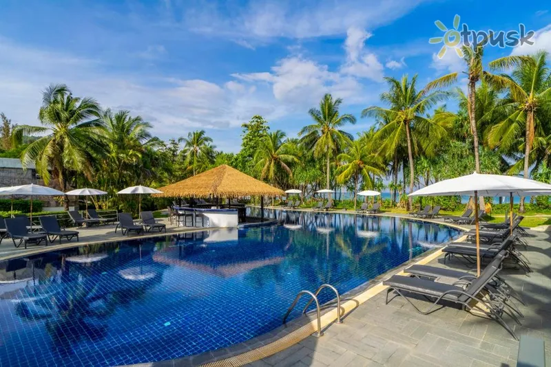 Фото отеля Kamala Beach Resort (a Sunprime Resort) 4* о. Пхукет Таиланд экстерьер и бассейны