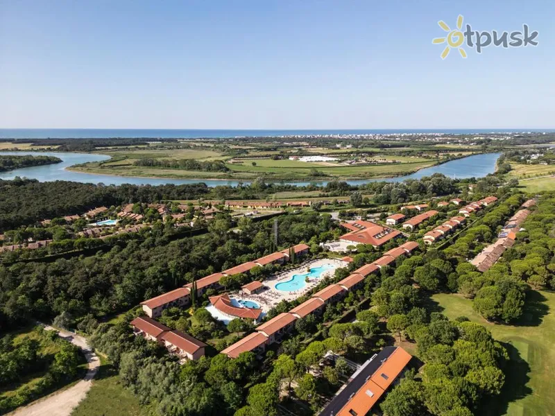 Фото отеля Green Village Eco Resort 4* Lido di Jesolo Italija išorė ir baseinai