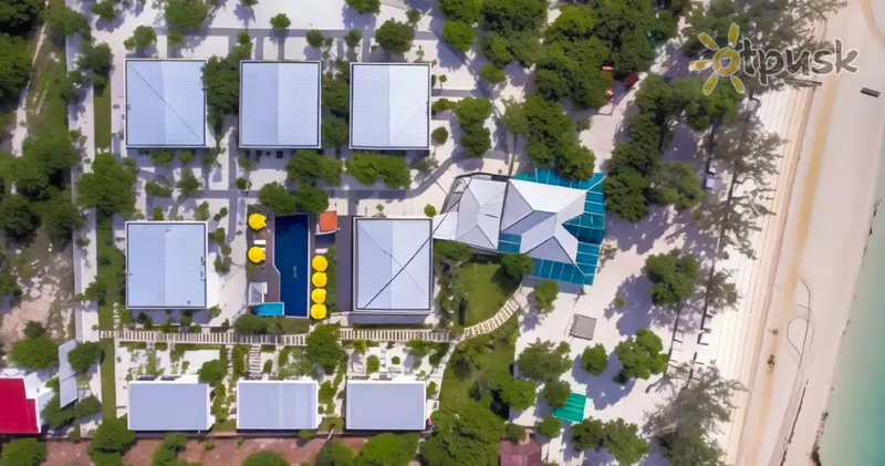 Фото отеля Long Set Resort 4* Сиануквиль Камбоджа экстерьер и бассейны