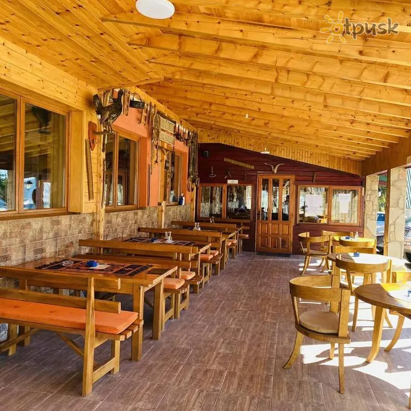 Фото отеля Lovac Hotel 3* Zabljak Melnkalne bāri un restorāni