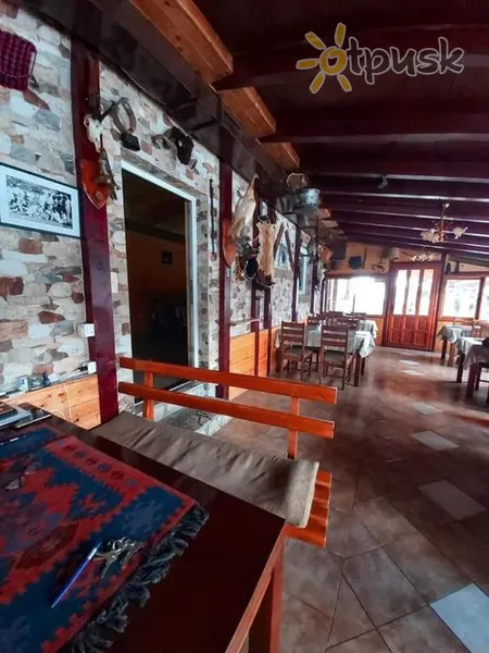 Фото отеля Lovac Hotel 3* Zabljak Melnkalne vestibils un interjers