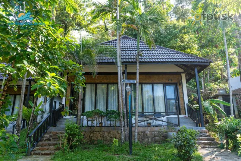 Фото отеля Koh Rong Hill Beach Resort 4* Сиануквиль Камбоджа 