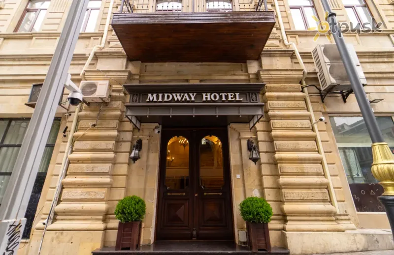 Фото отеля Midway Hotel 4* Баку Азербайджан экстерьер и бассейны