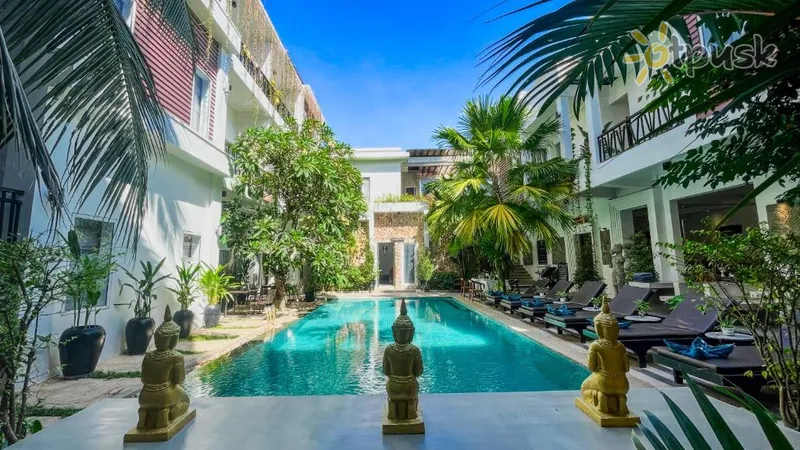 Фото отеля Boutique Indochine D'Angkor 4* Сием Риеп Камбоджа экстерьер и бассейны