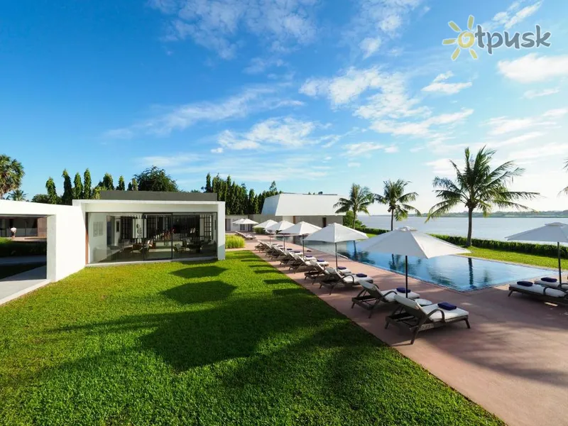 Фото отеля The Bale Phnom Pehn 5* Пномпень Камбоджа экстерьер и бассейны