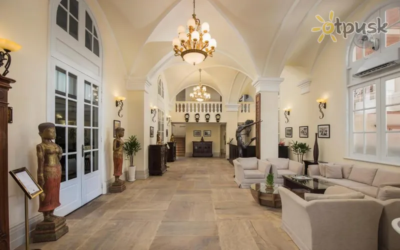 Фото отеля Palace Gate Hotel & Residence 4* Пномпень Камбоджа лобби и интерьер