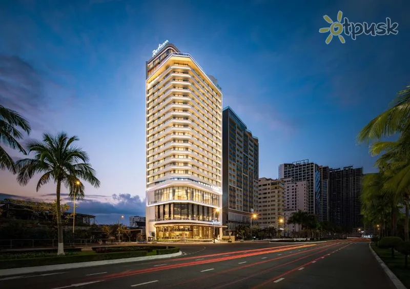 Фото отеля Radisson Hotel Danang 5* Danangas Vietnamas išorė ir baseinai