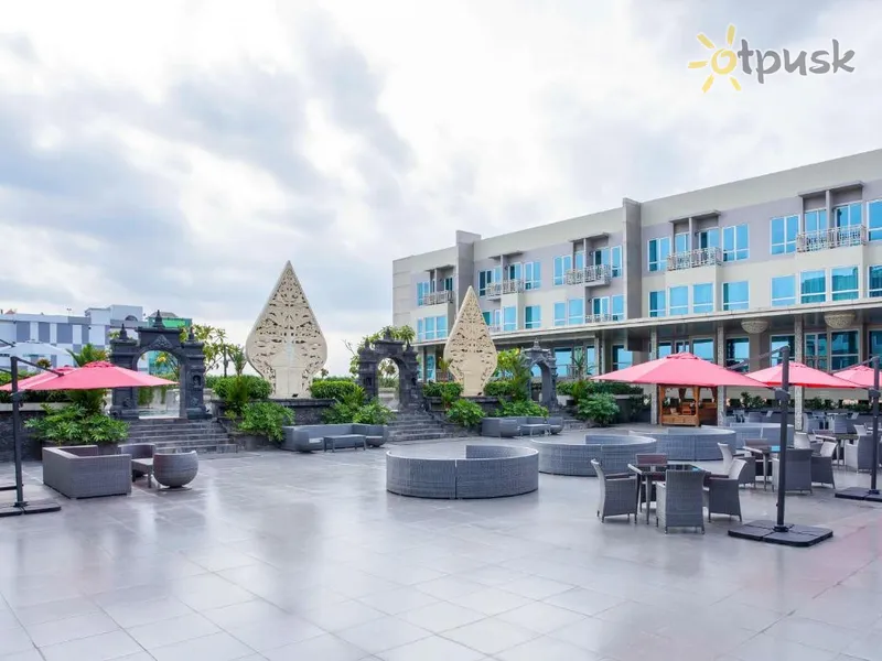 Фото отеля Grand Mercure Yogyakarta 5* Джокьякарта Индонезия экстерьер и бассейны