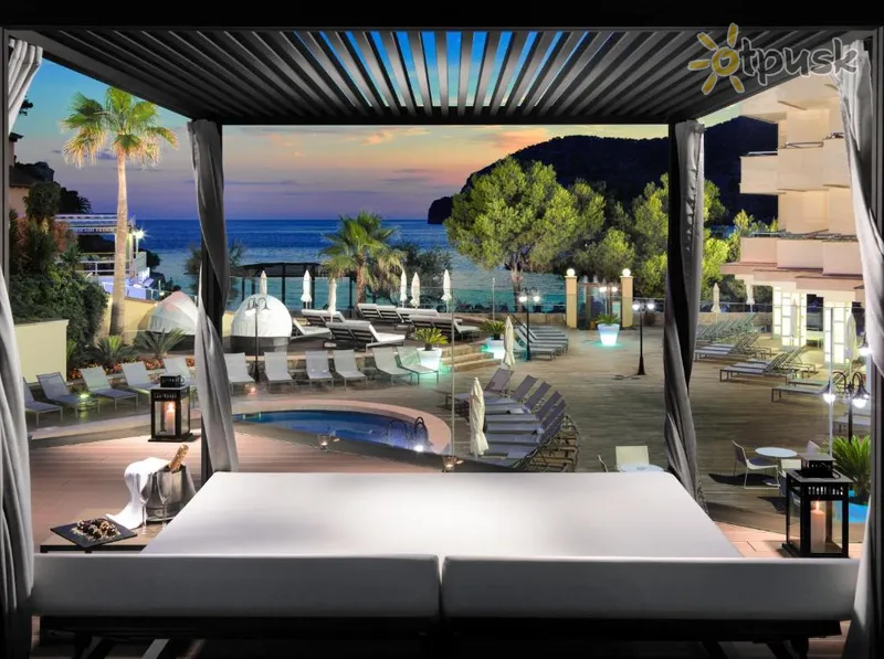 Фото отеля H10 Blue Mar Boutique Hotel 4* о. Майорка Испания экстерьер и бассейны