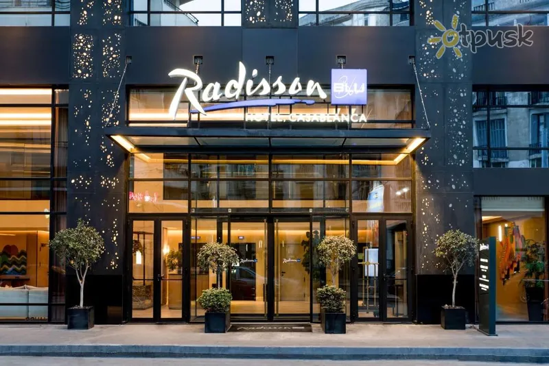 Фото отеля Radisson Blu Hotel Casablanca City Center 5* Касабланка Марокко экстерьер и бассейны