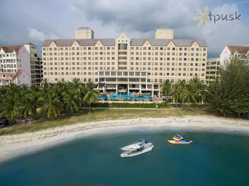 Фото отеля Corus Paradise Resort Port Dickson 4* Port Dickson Malaizija ārpuse un baseini