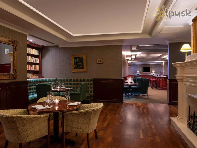 Фото отеля Treffen House Doha 4* Doha Kataras barai ir restoranai