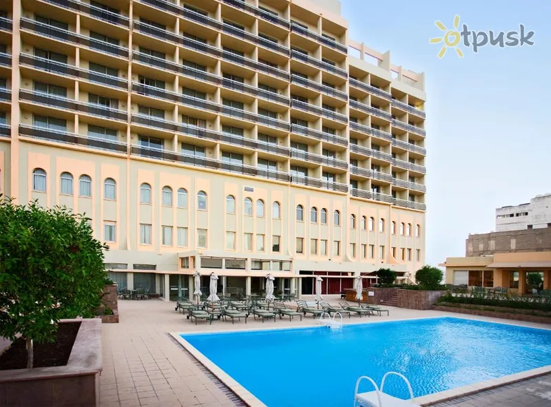 Фото отеля Treffen House Doha 4* Doha Kataras išorė ir baseinai