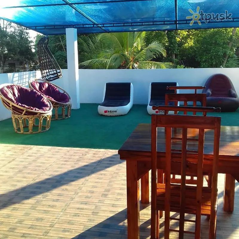 Фото отеля Rainbow Villa 2* Хиккадува Шри-Ланка