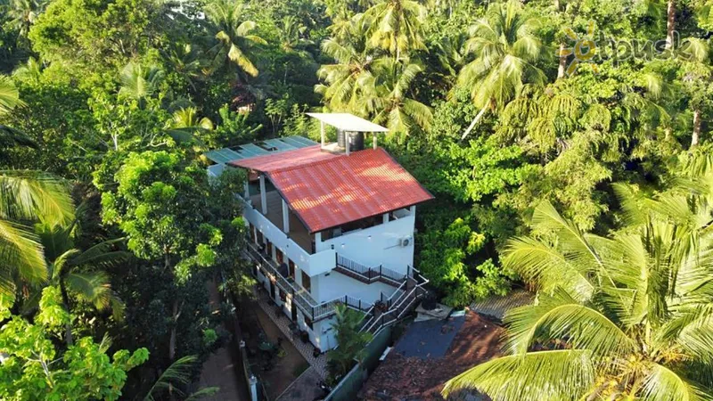 Фото отеля Rainbow Villa 2* Хиккадува Шри-Ланка