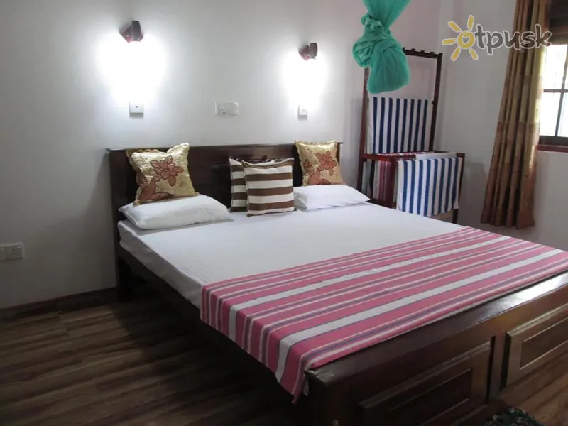 Фото отеля Rainbow Villa 2* Хиккадува Шри-Ланка