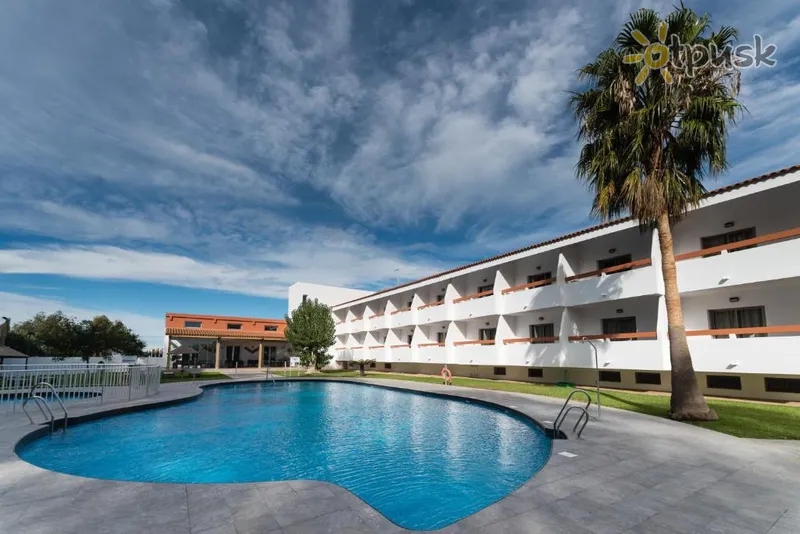 Фото отеля Pradillo Conil Hotel 3* Kosta de la Luzas Ispanija išorė ir baseinai