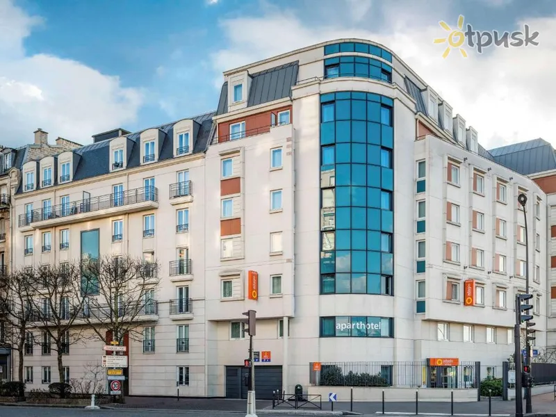 Фото отеля Adagio Access Paris Porte de Charenton Aparthotel 2* Париж Франция экстерьер и бассейны