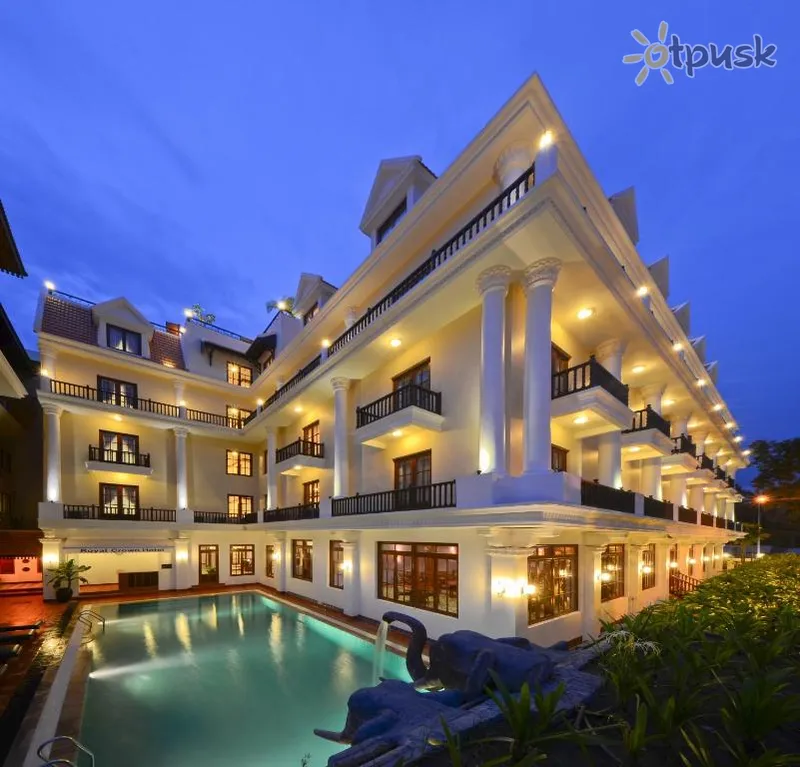 Фото отеля Royal Crown Hotel & Spa 5* Siem Reapa Kambodža ārpuse un baseini