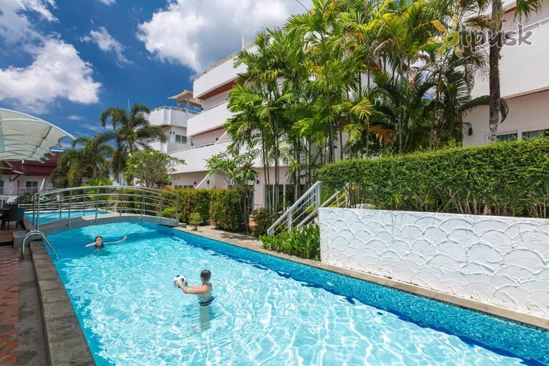 Фото отеля Phunawa All Suites Resort 4* apie. Puketas Tailandas išorė ir baseinai