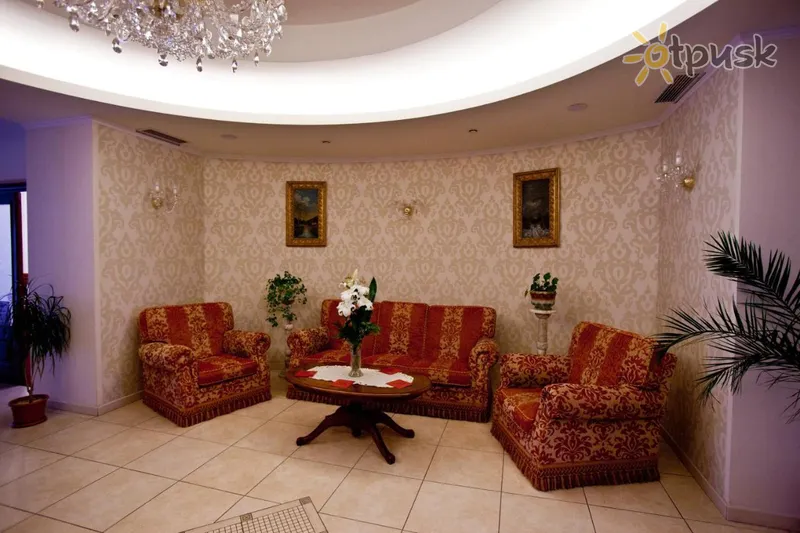 Фото отеля Maxim Hotel 4* Oradea Rumānija vestibils un interjers