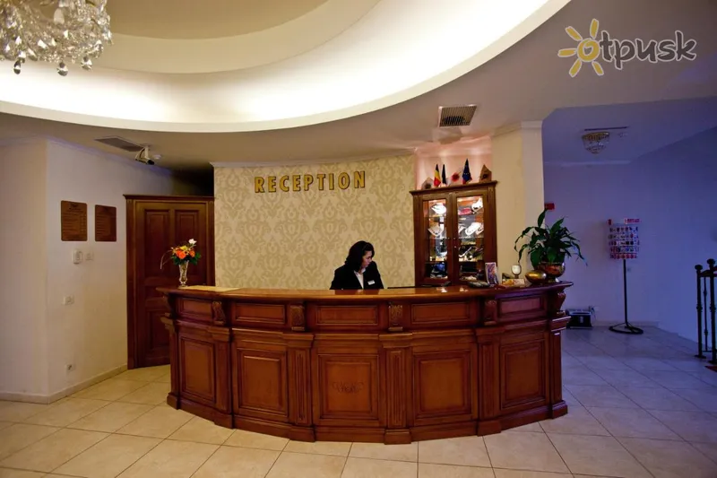 Фото отеля Maxim Hotel 4* Oradea Rumānija vestibils un interjers