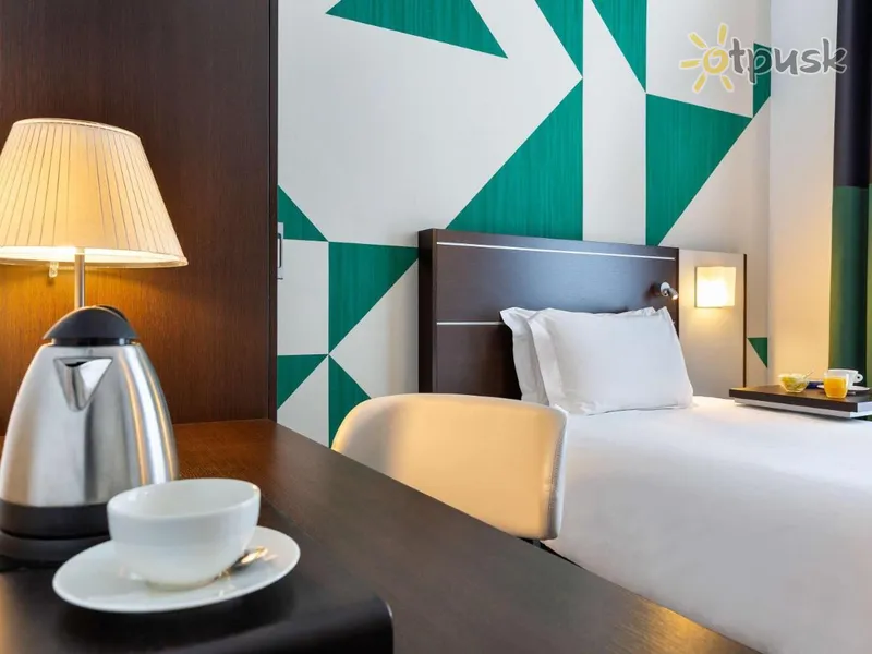 Фото отеля Mercure Napoli Angioino Centro 4* Неаполь Италия 