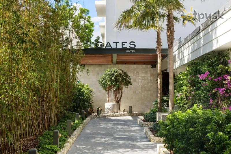 Фото отеля The Gates Hotel South Beach 4* Майами США экстерьер и бассейны