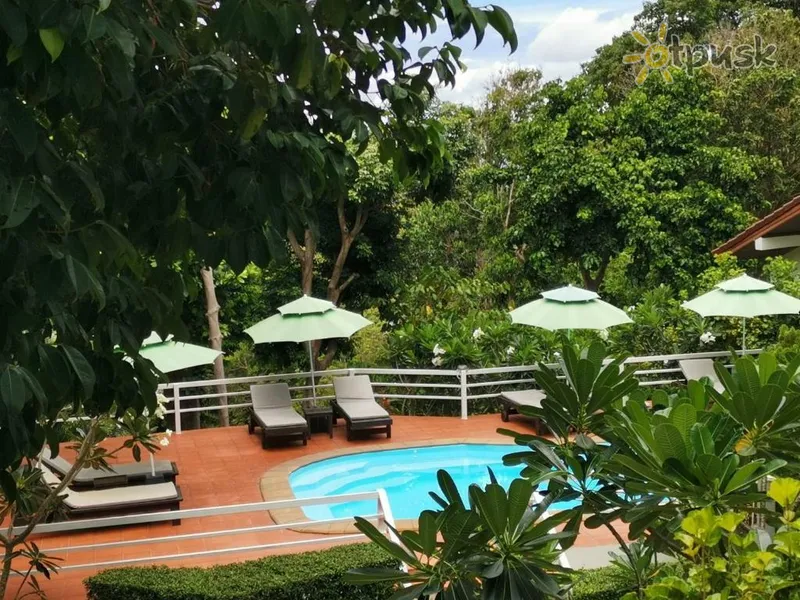 Фото отеля On The Hill Karon Resort 3* о. Пхукет Таиланд экстерьер и бассейны