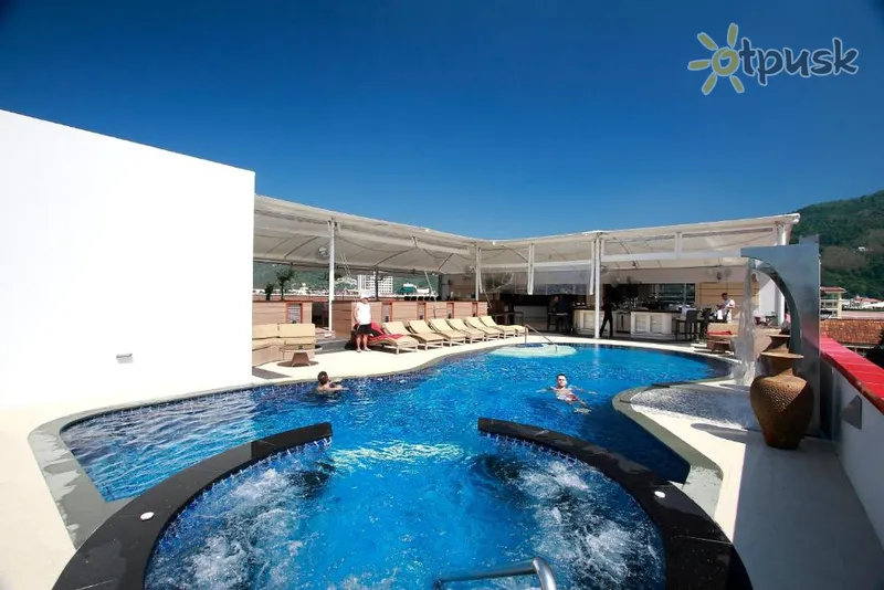 Фото отеля Absolute Bangla Suites 4* о. Пхукет Таиланд экстерьер и бассейны