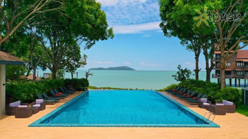 Фото отеля Ombak Villa Langkawi 4* о. Лангкави Малайзия экстерьер и бассейны