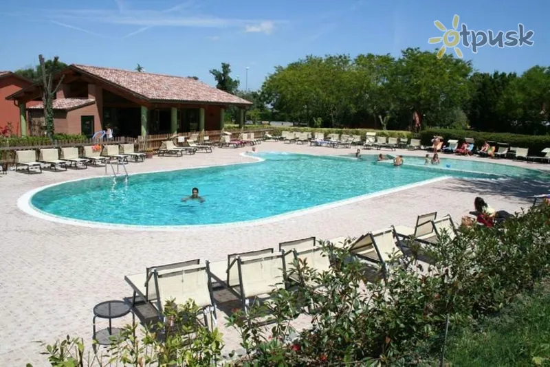 Фото отеля Due Ponti Village 3* Riminis Italija išorė ir baseinai