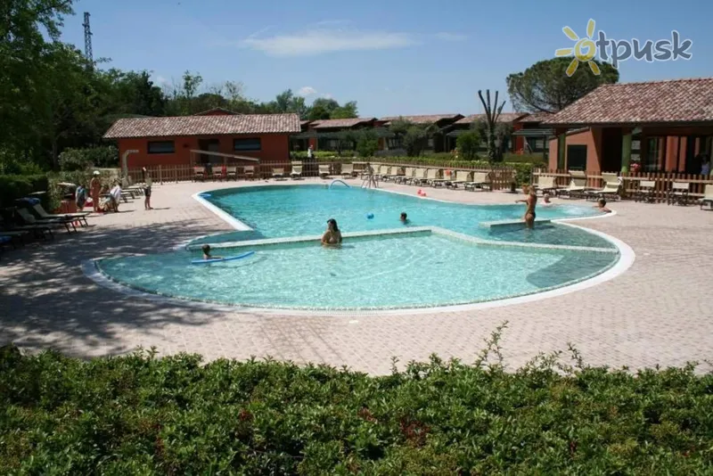 Фото отеля Due Ponti Village 3* Riminis Italija išorė ir baseinai