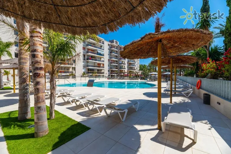 Фото отеля Rentalmar Salou Playa Family Suites & Pool 3* Коста Дорада Испания экстерьер и бассейны