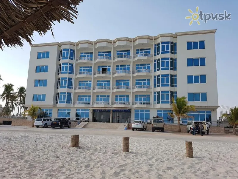 Фото отеля Beach Resort Salalah 3* Салала Оман экстерьер и бассейны