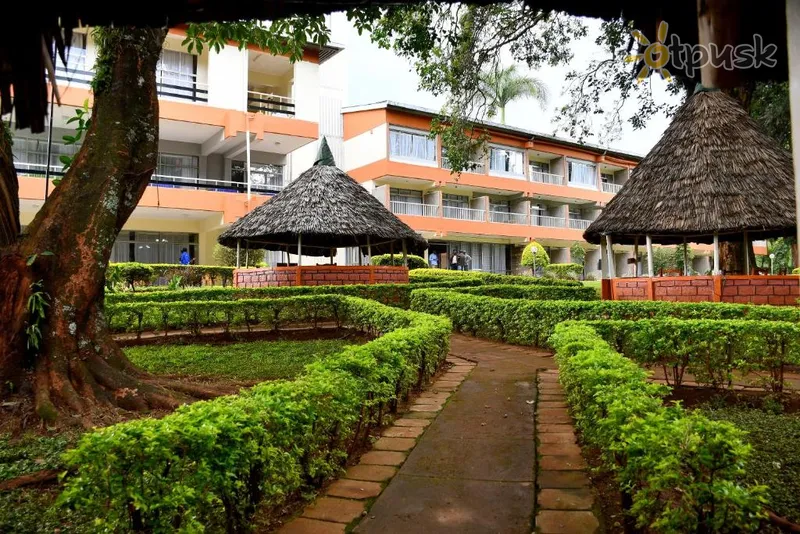 Фото отеля Golf Hotel Kakamega 2* Накуру Кения 