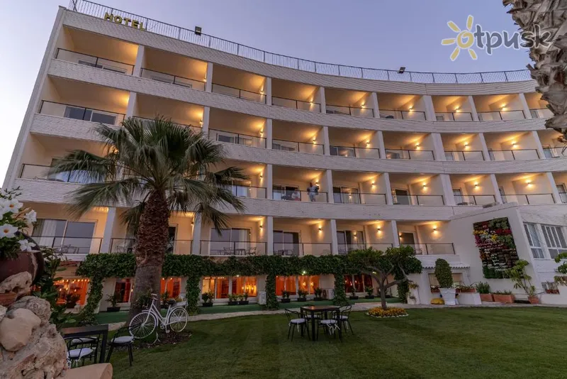 Фото отеля Ramada Resort by Wyndham Puerto de Mazarron 3* Коста Калида Испания экстерьер и бассейны