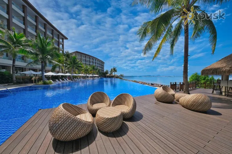 Фото отеля Dusit Thani Mactan Cebu Resort 5* о. Себу Филиппины экстерьер и бассейны