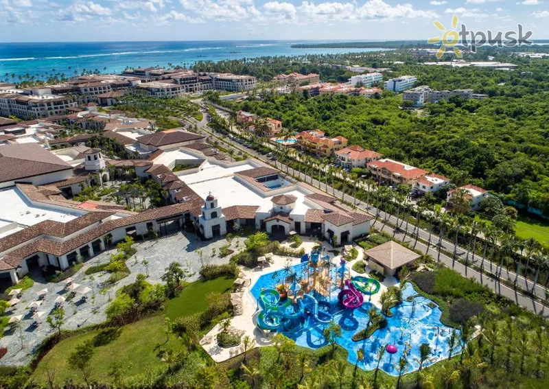 Фото отеля Unique Club At Lopesan Costa Bavaro 5* Баваро Домінікана екстер'єр та басейни