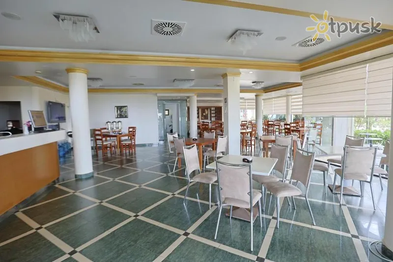 Фото отеля Kastrati Hotel 4* Тирана Албания 