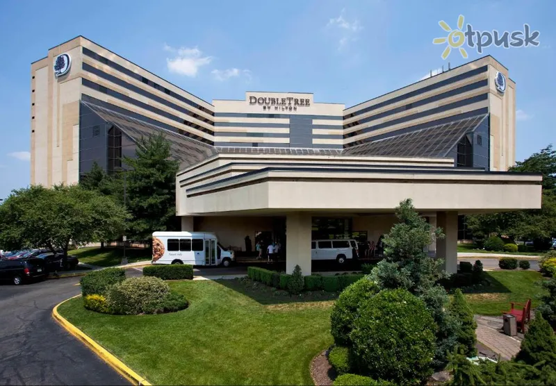 Фото отеля DoubleTree by Hilton Hotel Newark Airport 4* Нью-Йорк США 