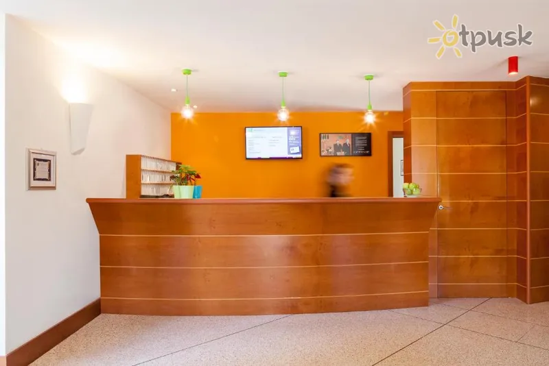 Фото отеля ibis Styles Bari Giovinazzo 4* Бари Италия лобби и интерьер