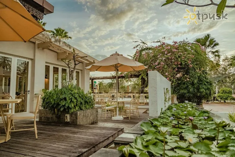 Фото отеля Pelangi Beach Resort & Spa Langkawi 5* о. Лангкави Малайзия экстерьер и бассейны