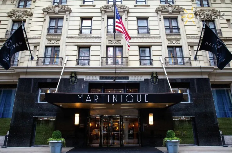 Фото отеля Martinique New York on Broadway Curio Collection by Hilton 4* Нью-Йорк США экстерьер и бассейны