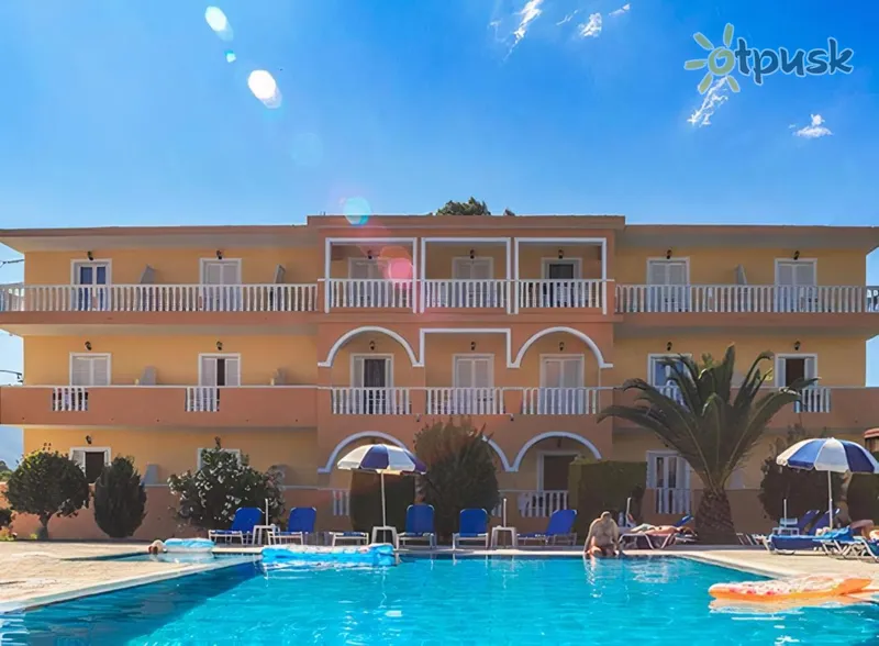 Фото отеля Derekas Studios & Apartments 4* Zakintas Graikija išorė ir baseinai