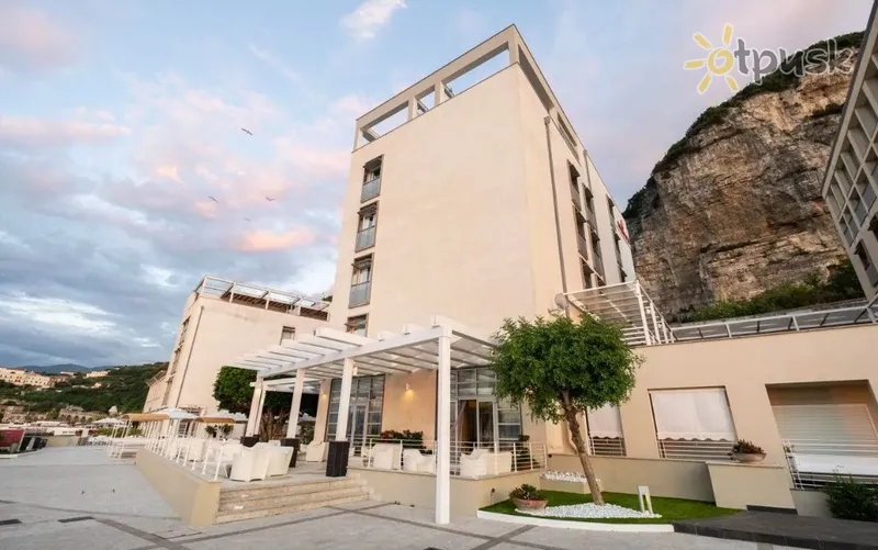 Фото отеля Towers Hotel Stabiae Sorrento Coast 4* Sorentas Italija išorė ir baseinai