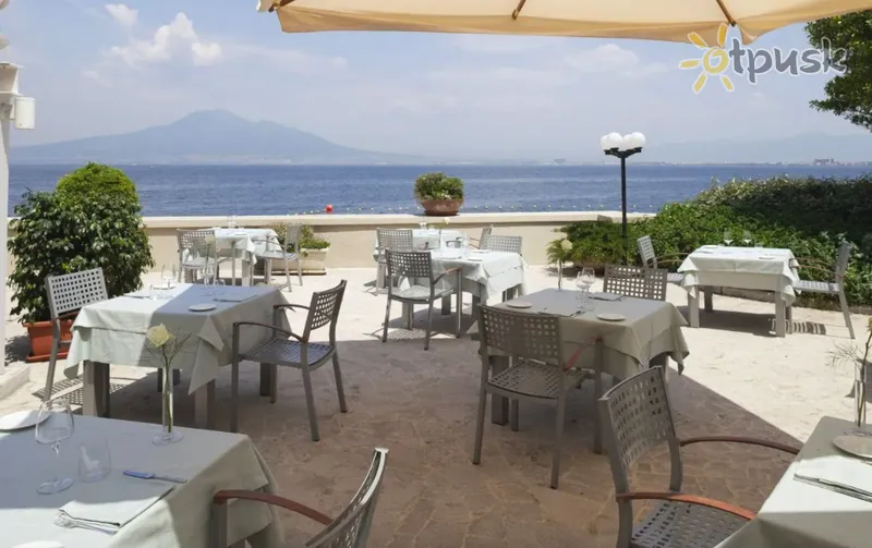 Фото отеля Towers Hotel Stabiae Sorrento Coast 4* Sorentas Italija barai ir restoranai